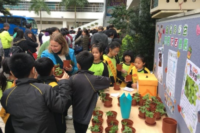 環保為公益慈善花卉義賣